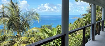 Family Friendly, centrally located - modern & spacious 2 bed 2 bath retreat. 