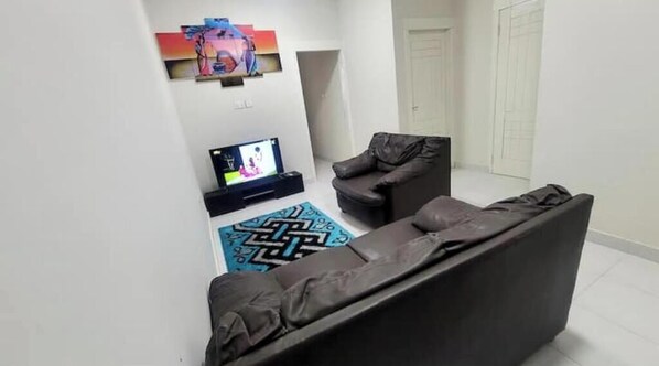 Smart TV - Hidden treasure - Lovely 2-bedroom apartment
(Adenta Municipality)