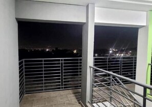 Property grounds - Hidden treasure - Lovely 2-bedroom apartment
(Adenta Municipality)