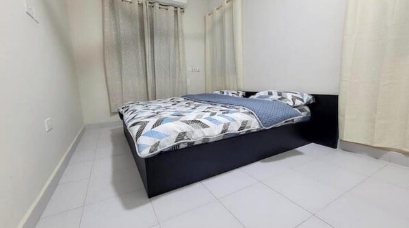 3 Schlafzimmer, Bügeleisen/Bügelbrett, WLAN, Bettwäsche