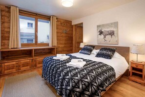 8 Schlafzimmer, Bügeleisen/Bügelbrett, kostenloses WLAN