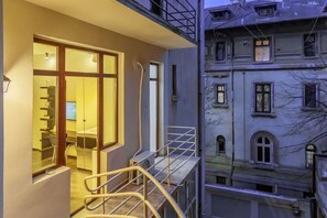 Exterior - Château Upscale King Suite with Balcony (București)