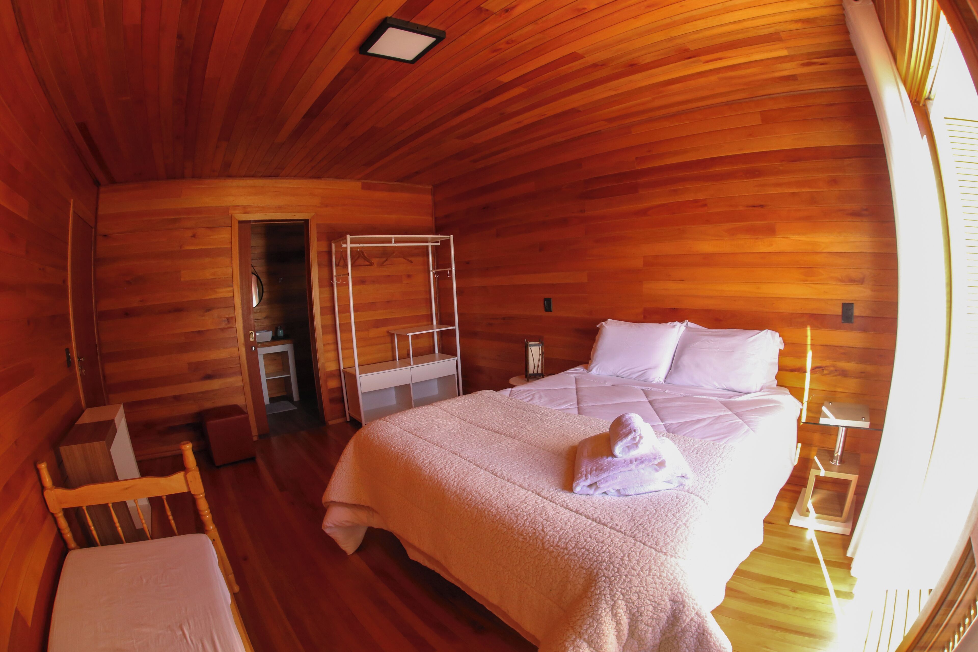 Familien-Ferienhaus | 4 Schlafzimmer, kostenloses WLAN