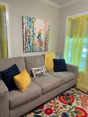 Smart TV, DVD player, videoteca