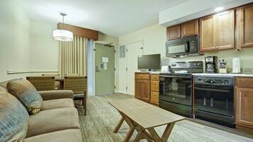 TV, DVD player, books, stereo