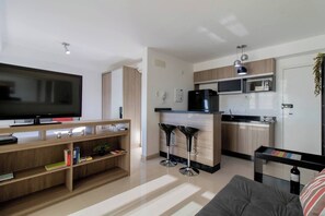Living area - Sunset Studio - GRU 1001 (Jardim Flor da Montanha Guarulhos)