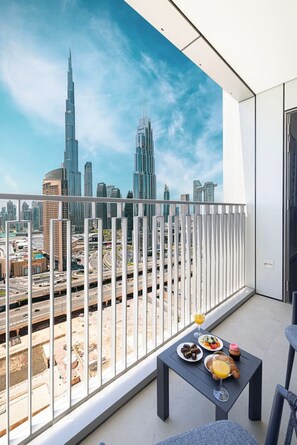 Property grounds - LUX| Full Burj Khalifa view & access to Dubai mall (Dubai)