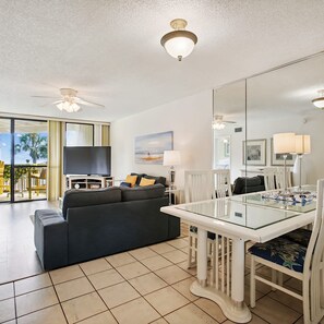 Apartment - Oceanfront Hibiscus D203 St Aug Free Tix (St. Augustine)