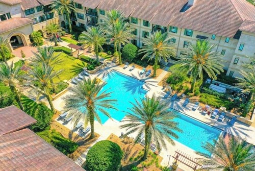 Laterra Oasis inside King and Bear World Golf Village - Resort style living