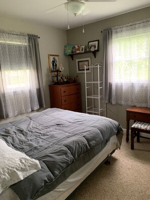 2 habitaciones, tabla de planchar con plancha y wifi gratis 