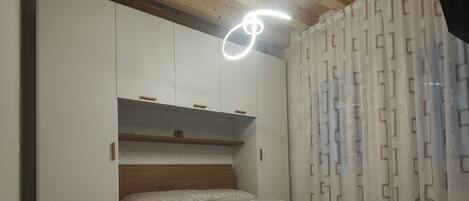 2 chambres, fer et planche Ă  repasser, accĂšs au Wi-Fi (inclus)