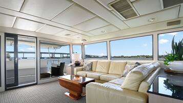 Televisión y estéreo