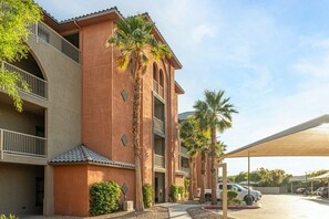 Exterior - Indio | Desert Couples Getaway | Pool & Lazy River (Indio)