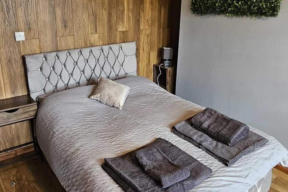 Comfort Double Room, 1 Bedroom | Bed sheets