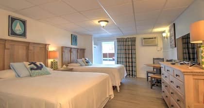Mainsail Inn & Cottages