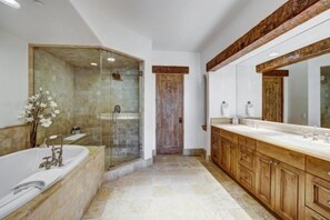 Ferienhaus (5 Bedroom Luxury Townhome in Lionshea) | Aussenbereich
