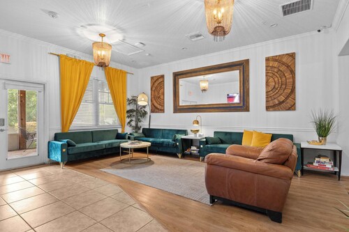 Banana Leaf Villa- Book your gathering today!