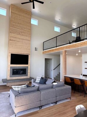 Imagen sin descripción, 5 de 62, botón