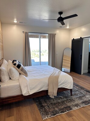 3 bedrooms, iron/ironing board, travel crib, WiFi