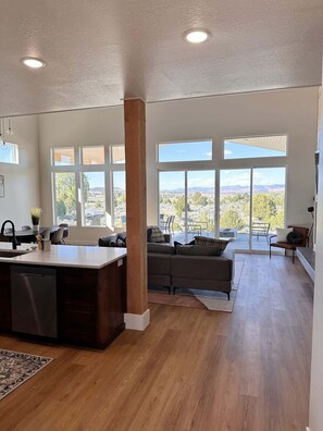 Immagine non classificata, 3 di 62, pulsante