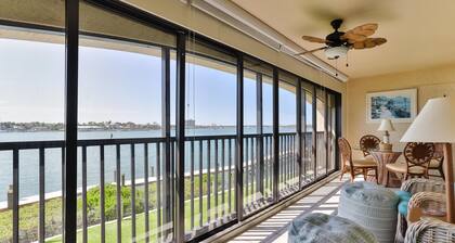 2/2 Riverfront Condo at Bouchelle Island