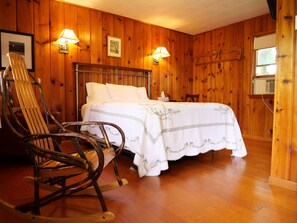 Skrivebord, skrivebord for bærbar PC og blendingsgardiner