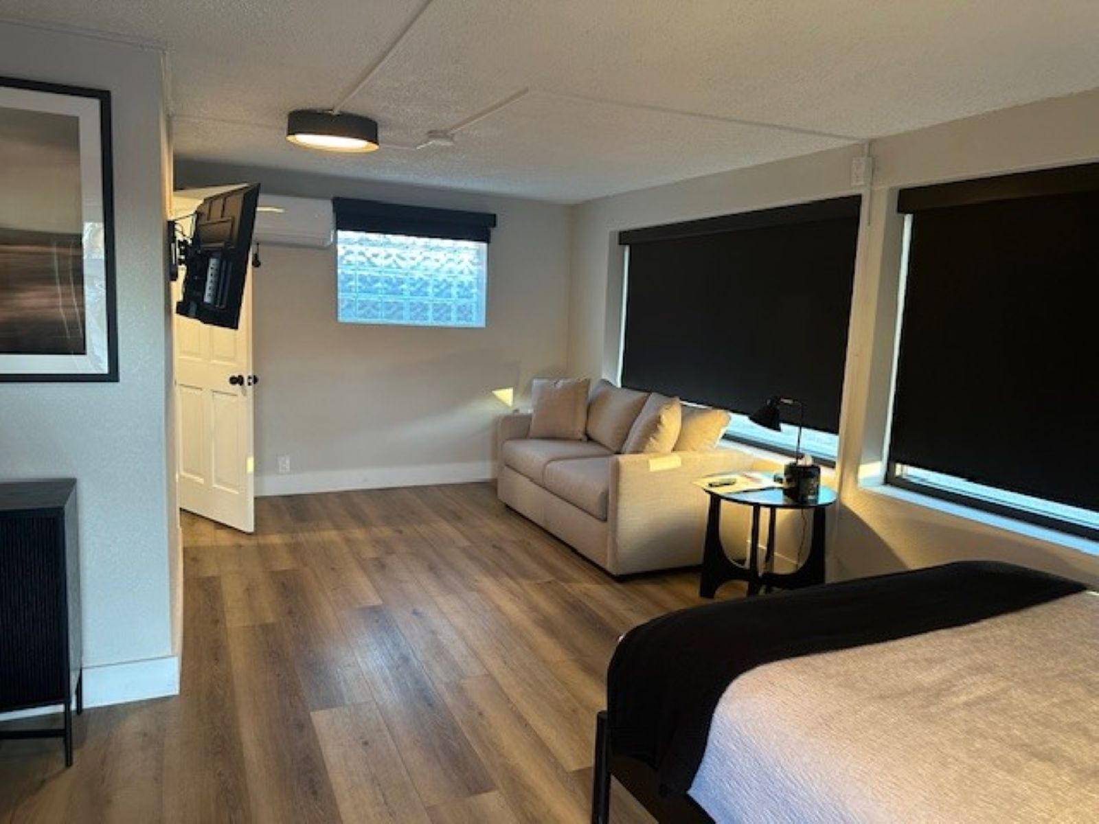 Pillow-top beds, in-room safe, bed sheets