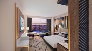 Hochwertige Bettwaren, Zimmersafe, Schreibtisch