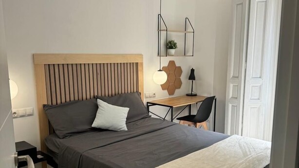 Business Double Room, City View