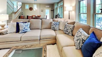 House (4 Bedrooms) | Property amenity