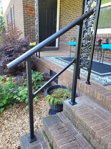 New! Clean, comfortable studio apartment. Close to Charlotte.