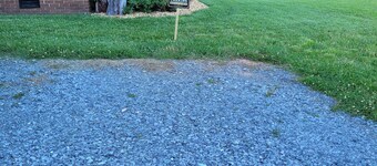 New! Clean, comfortable studio apartment. Close to Charlotte.