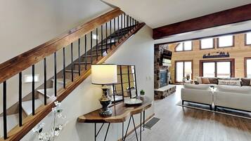 House (6 Bedrooms) | Property amenity