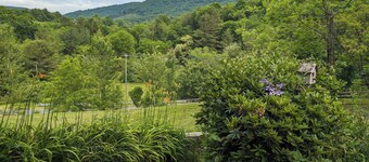 Twin Oaks Sparta NC 1 bedroom Efficiency