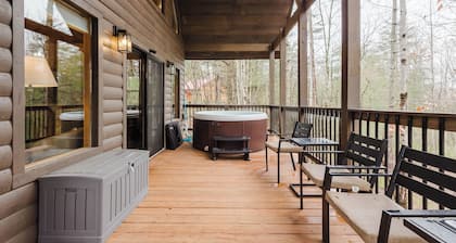 Timber Pines at Red River Gorge :1bd/1bth + loft KING beds, Hot Tub & Fire-pit