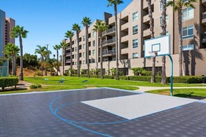Sports court - WorldMark Oceanside - 3 Bedroom Penthouse (Oceanside)