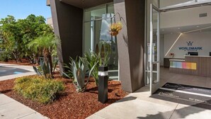 Unclassified image, 5 of 38, button - WorldMark Oceanside - 1 Bedroom Accessible (Oceanside)