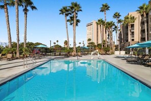 Pool - Oceanside | Beach Escape | Pool & Hot Tub (Oceanside)