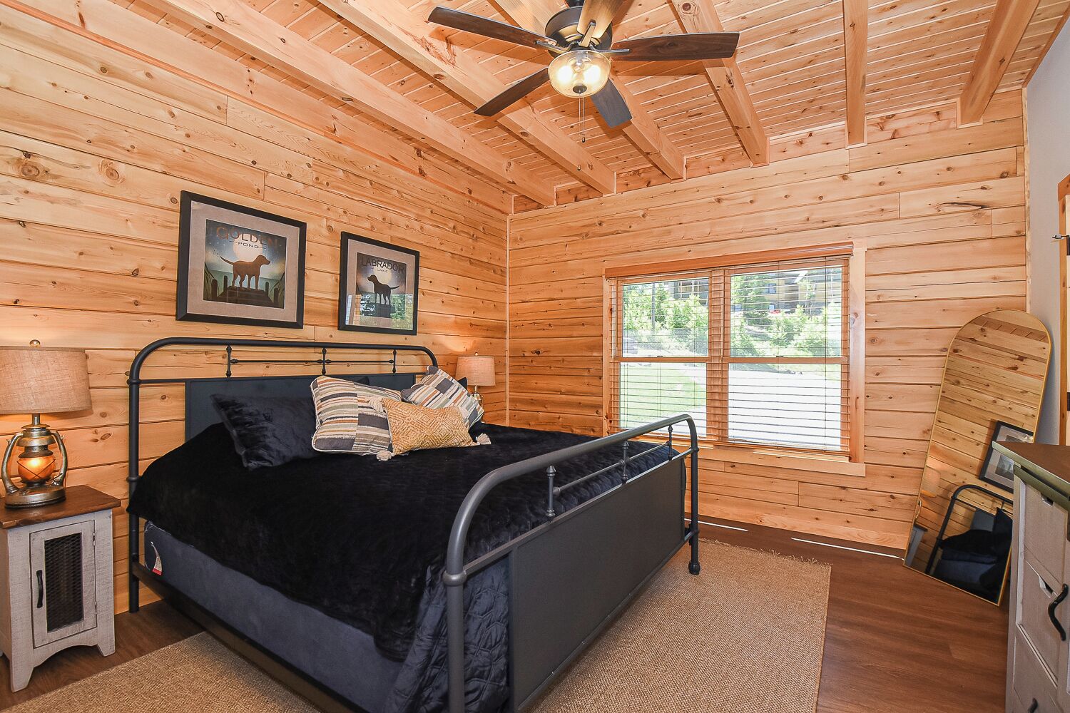 6 間睡房、書桌、Wi-Fi、床單