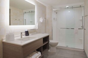 Badkamer met douche