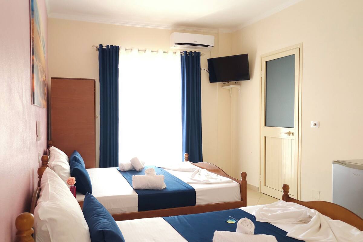 Wifi gratis y ropa de cama