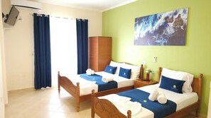 Standard Room, 1 Bedroom, Kitchenette, Sea View | Free WiFi, bed sheets - Friends House - Borsh Hotel (Lukovë)
