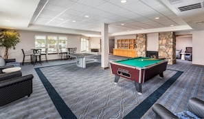 Game room - Solvang | Village Wine Escape | Pool & Walkable Downtown (Solvang)