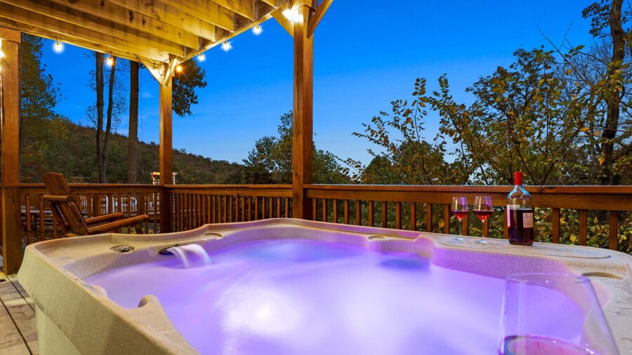 Serene Mountain Retreat by Ghosal Luxury Lodging