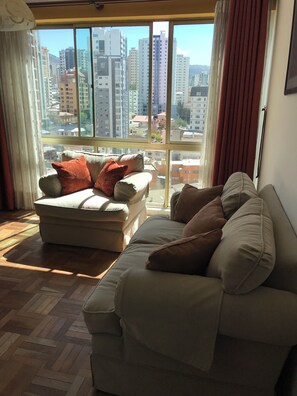 Smart TV - Private Apartment on Arce Avenue (La Paz)