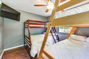 2 chambres, fer et planche à repasser, lit parapluie, Wi-Fi