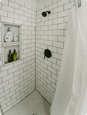 Shower, hair dryer, towels, soap - 100 N Third • Cozy Downtown Apartment • Pet friendly! (Marquette)