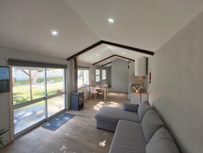 Smart TV, fireplace, video library - Chalé da Eirinha - Azibo (Macedo de Cavaleiros)