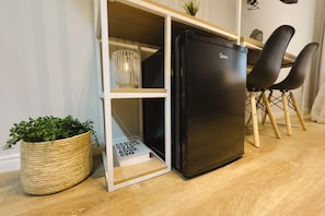 Decoración personalizada, muebles diferentes y escritorio