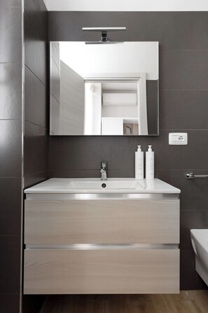 Apartment | Badezimmer